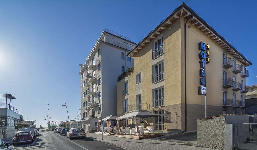 Hotel Lido Inn Лідо-ді-Камайоре Екстер'єр фото